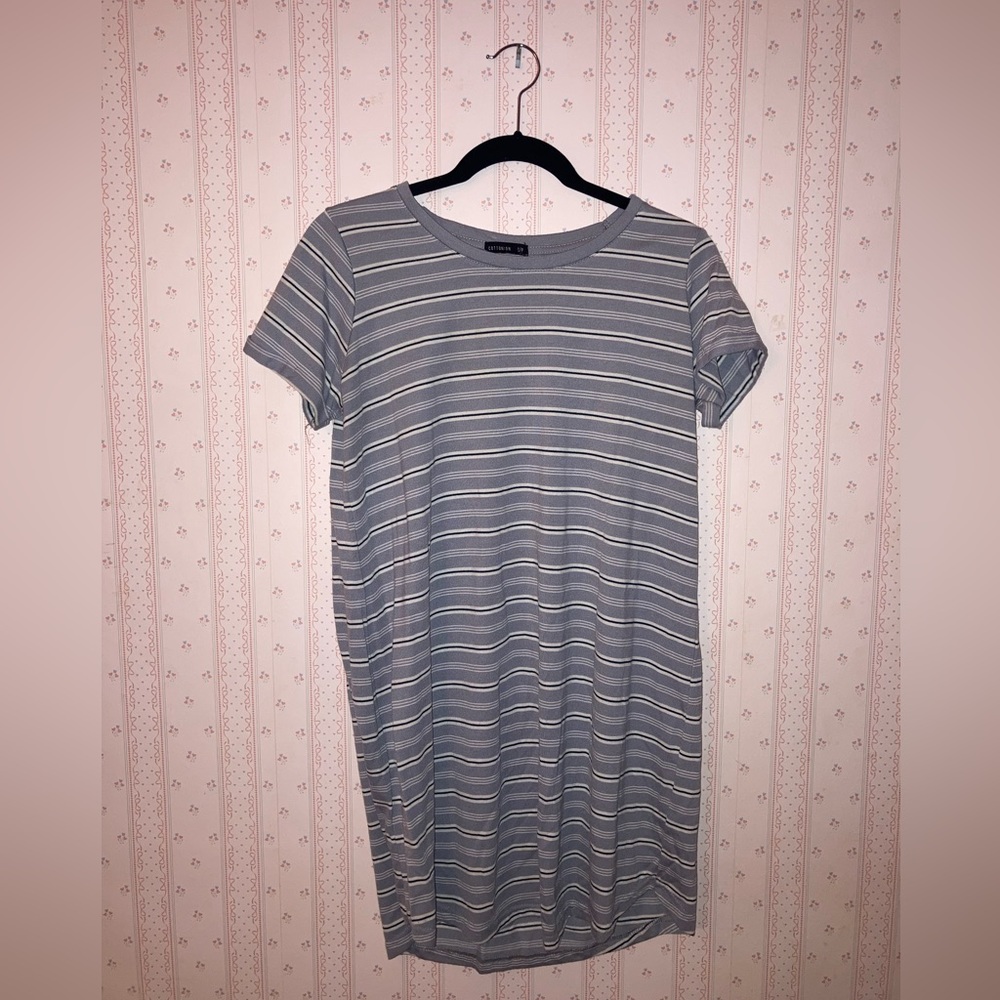 Pretty blue dress from Cotton On! Size small